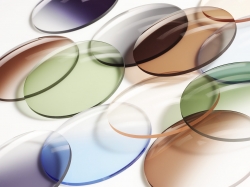 250x250_fitbox-06_reshoot_pile_of_lenses_different_gradients_densities_and_full_tint_04.jpg